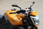 yamaha fz1 rn16 mit Bugspoiler in orange